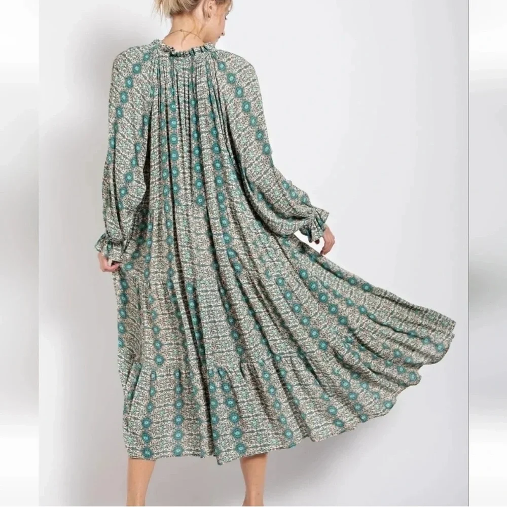 Easel Paisley Mint Green Printed Long Sleeve Gauze Maxi Dress - Picture 6 of 10
